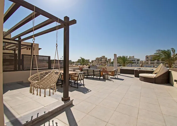 Appartamento Ollystays-heated Jacuzzi, Fanadir Marina Luxury 1br, Walk To Kitesurf &